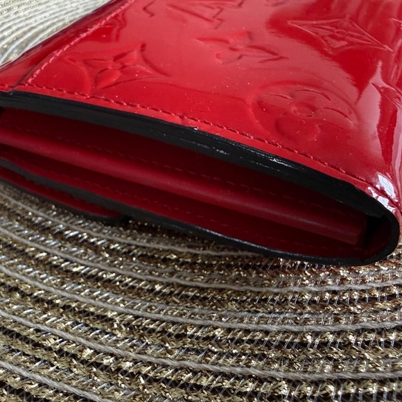 Louis Vuitton Monogram Vernis Red Patent Leather Wallet - Picture 3 of 6